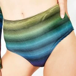 The Sugarpuss Collection Velvet Rainbow Stripe Cheeky Shorts Rollergirls And Disco Babes 12 The Sugarpuss Collection Velvet Rainbow Stripe Cheeky Shorts Rollergirls And Disco Babes