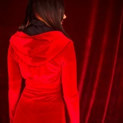 The Sugarpuss Collection Velvet Hooded Duster Robe In Red