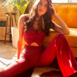 The Sugarpuss Collection 70s Bells & Retro Tops Retro Vest Top In Burgundy