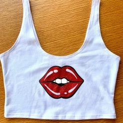 The Sugarpuss Collection Rollergirls And Disco Babes Lips Crop Tank In White With Red Lips 8 The Sugarpuss Collection Rollergirls And Disco Babes Lips Crop Tank In White With Red Lips